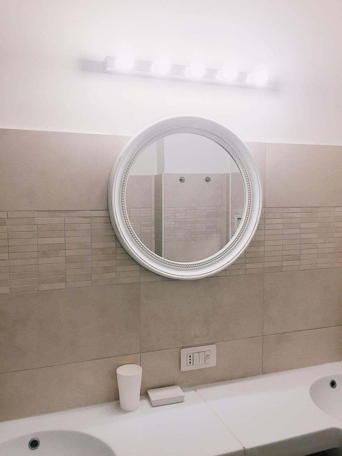 Stylish With Private Parking, Garden And Metro Appartamento *